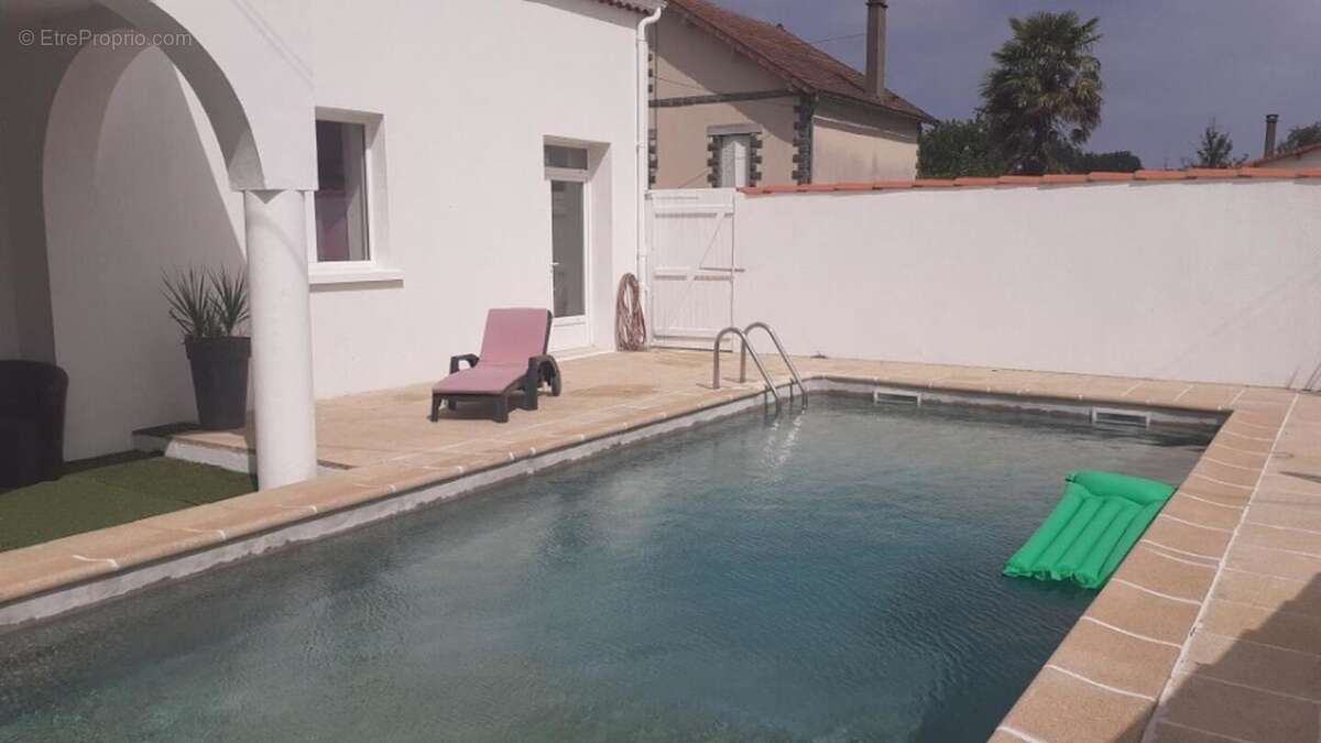 Maison à ROUMAZIERES-LOUBERT