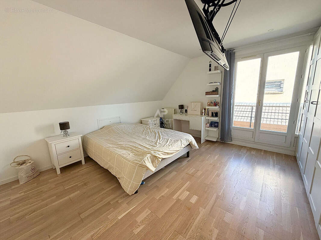 Maison à COURDIMANCHE