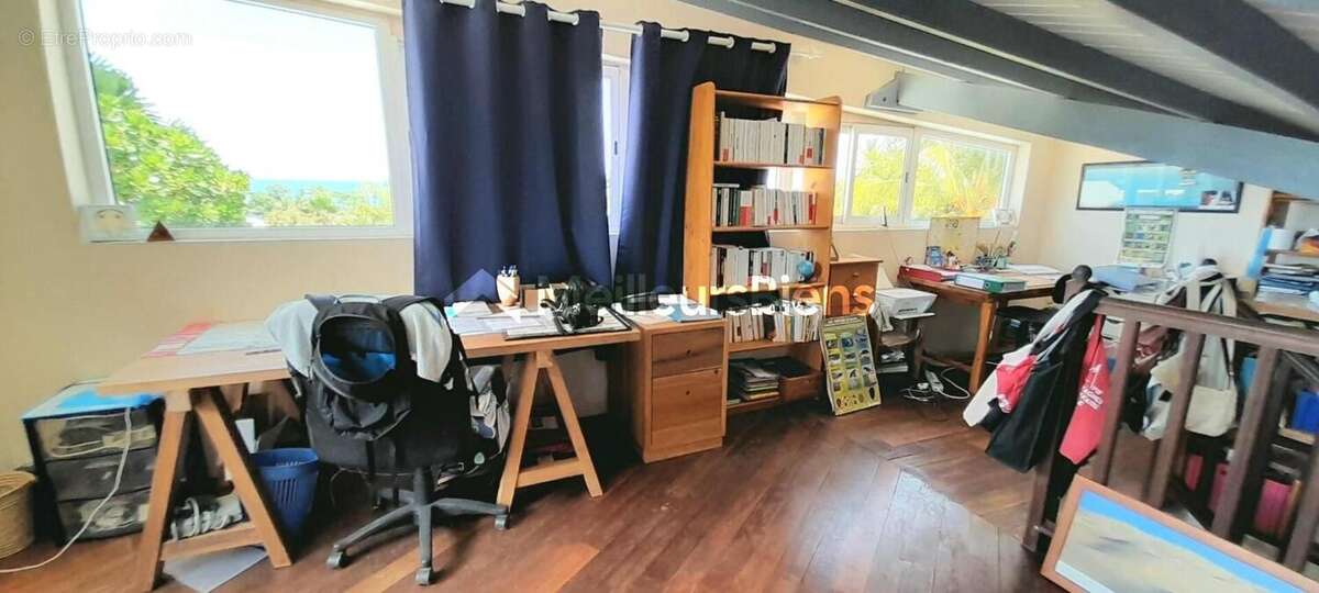 Villa 4 chambres, bureau, piscine et vaste jardin - photo 6