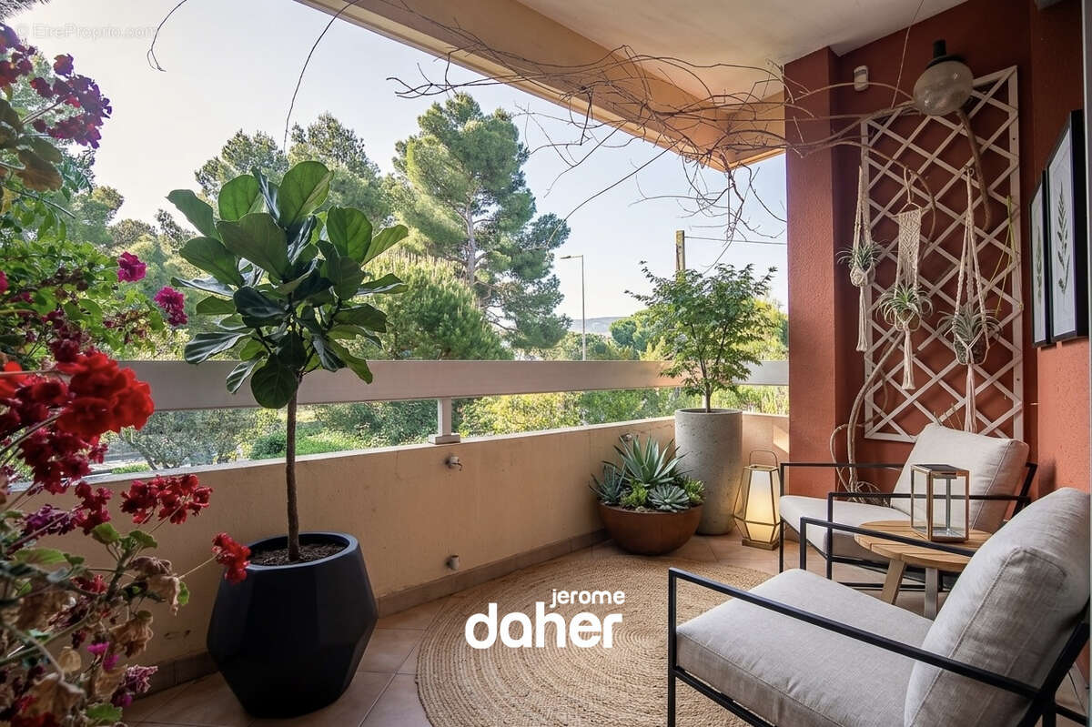 Appartement à MARSEILLE-8E