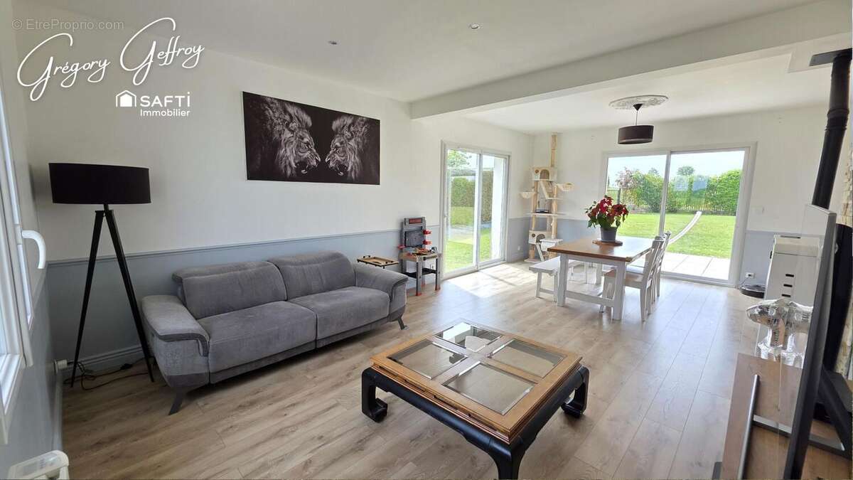 Maison 138 m² à Estrees-La-Campagne  - photo 7