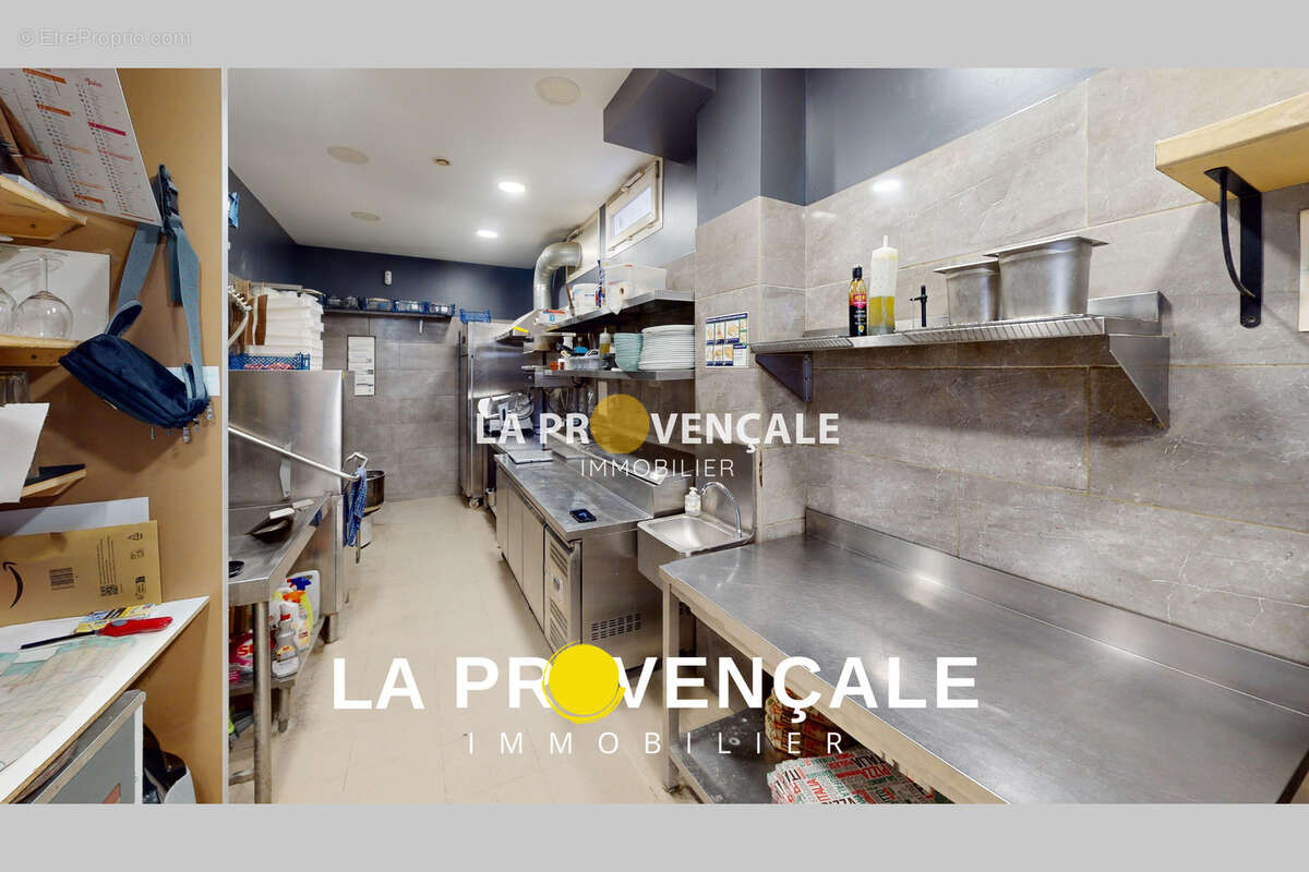 Commerce à POURRIERES