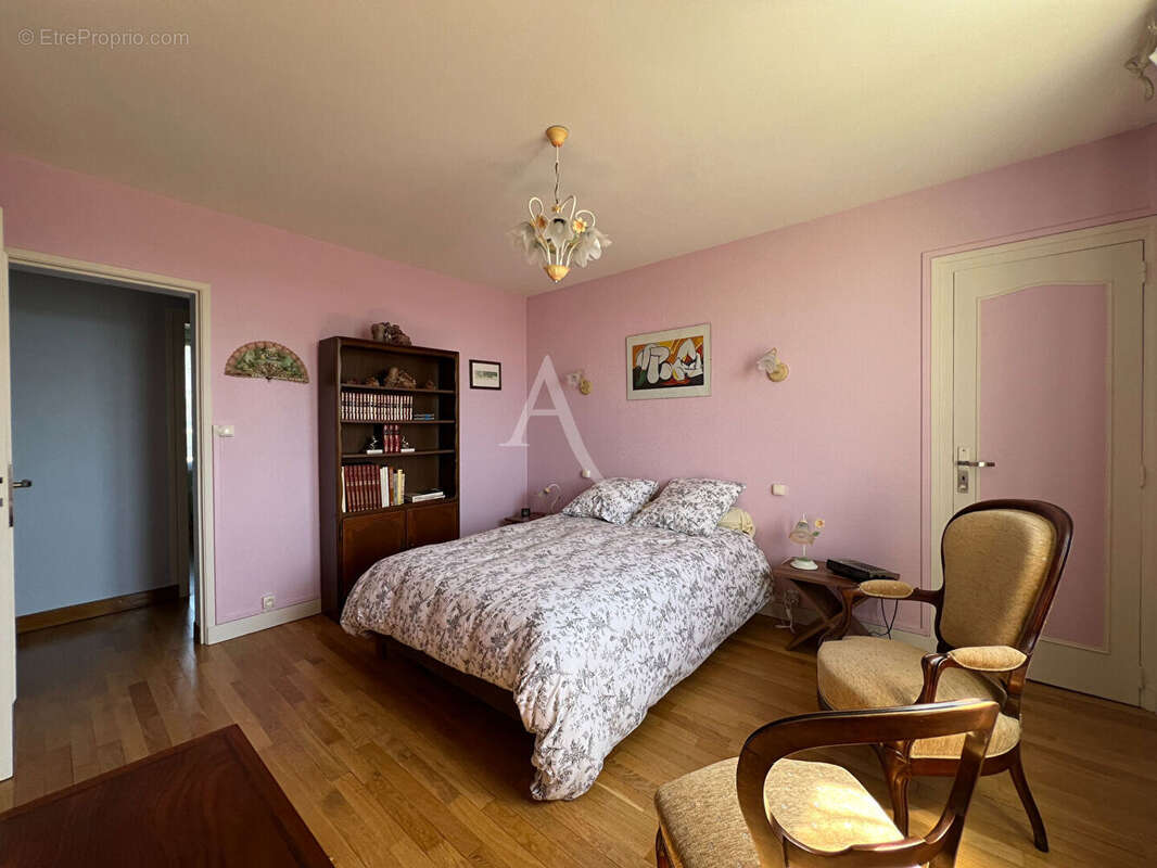 Maison à MONTRICHARD