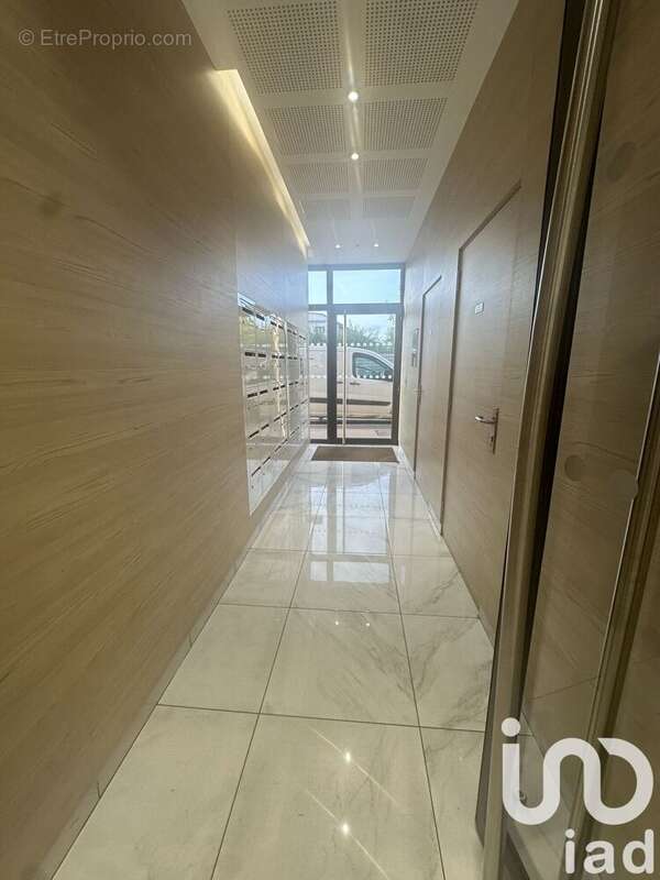 Photo 8 - Appartement à ROMAINVILLE