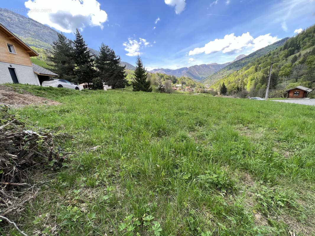 Terrain à LES CLEFS