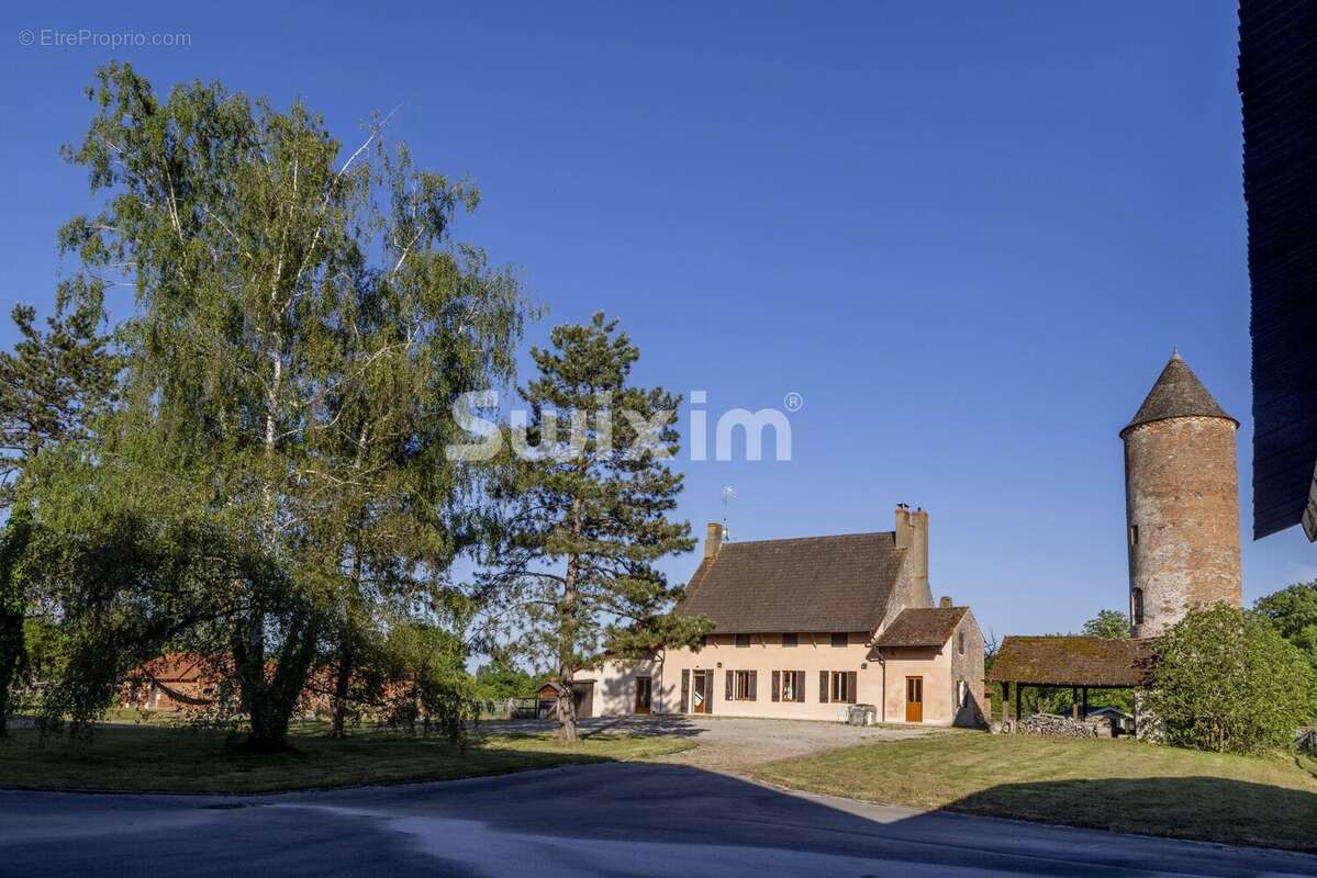 Maison à TOUTENANT