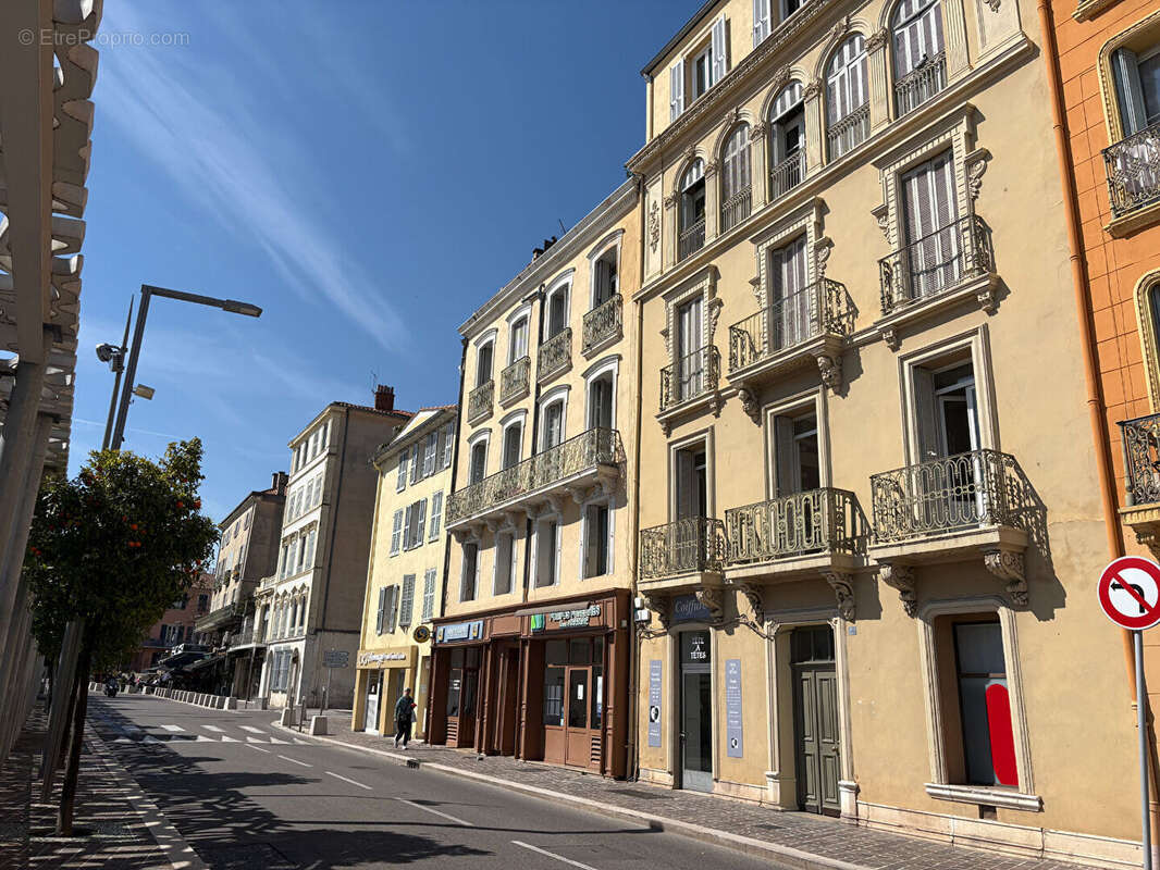 Appartement à HYERES