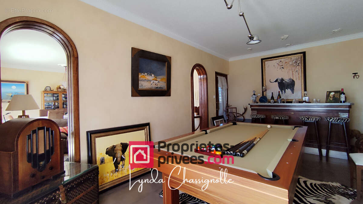 Maison à Riorges - Grand Garage + dépendance - photo 7