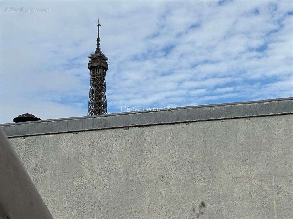 Appartement à PARIS-15E