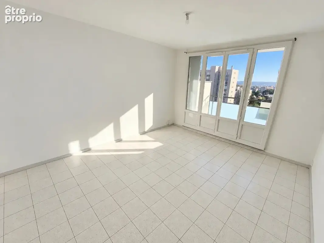 Appartement 55 m² 2 balcons / Garage - photo 3