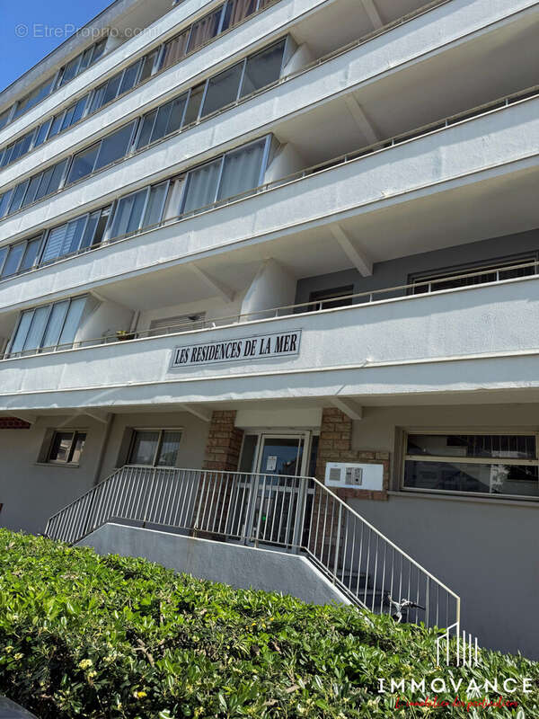 Appartement à MAUGUIO