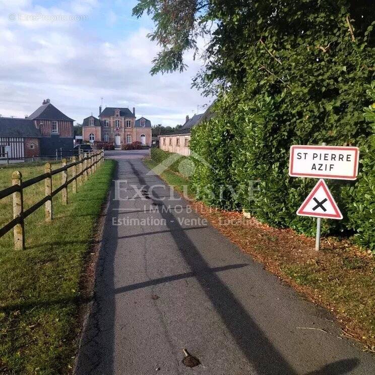 Maison à SAINT-PIERRE-AZIF