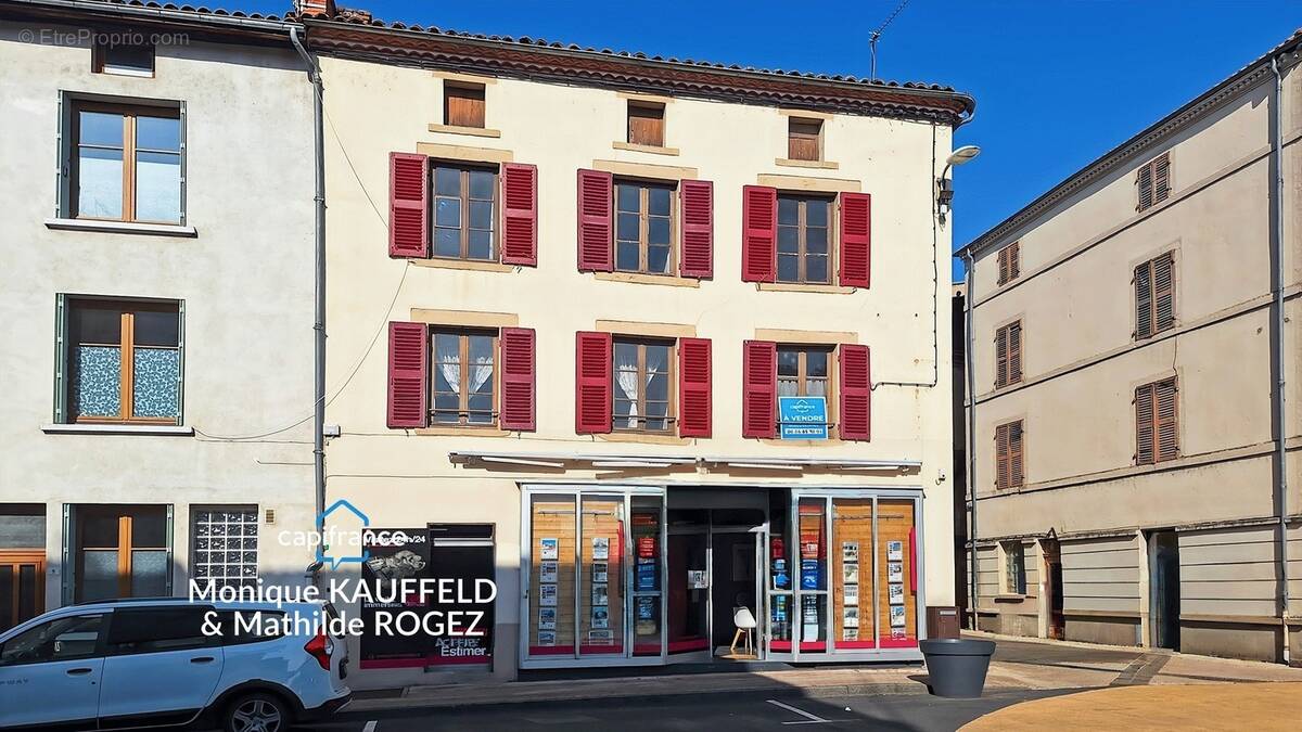 Immeuble de rapport à vendre COURPIERE (63) - photo 1