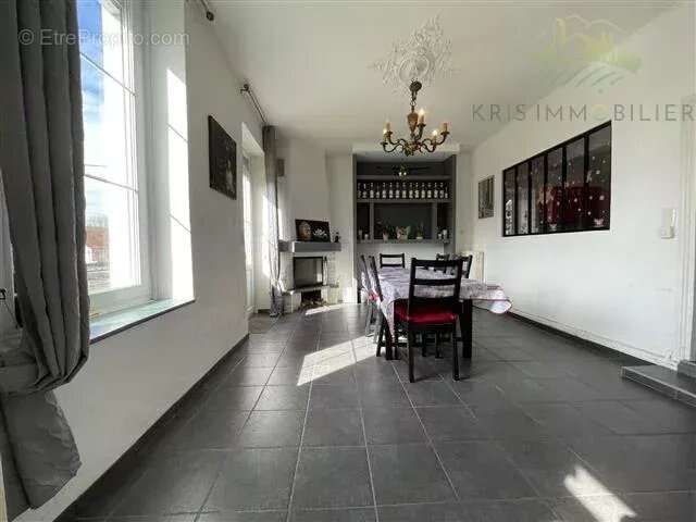 Maison à LIZY-SUR-OURCQ