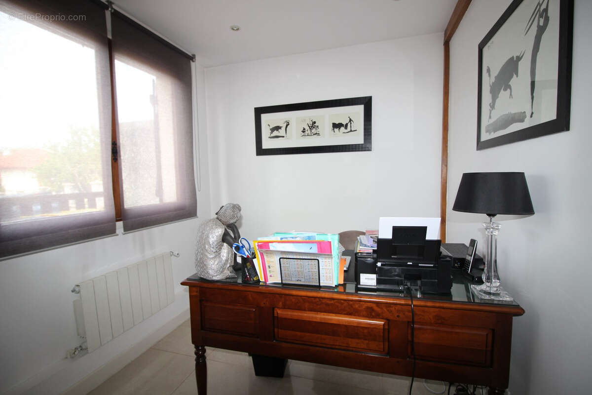 Maison à MONTIGNY-LES-CORMEILLES