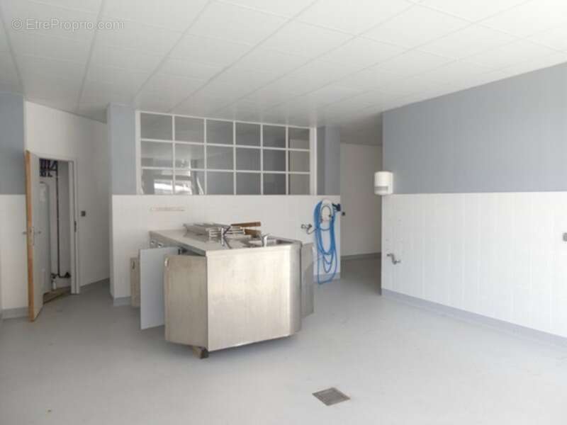 Commerce à LA BRESSE