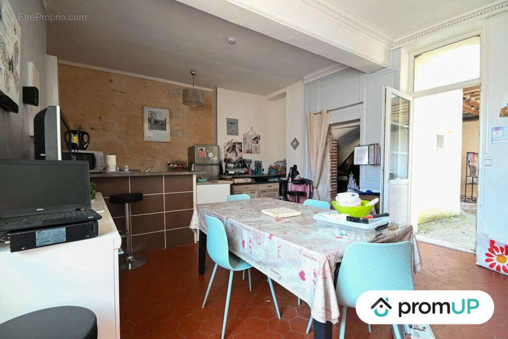 Appartement à VILLENEUVE-SUR-YONNE