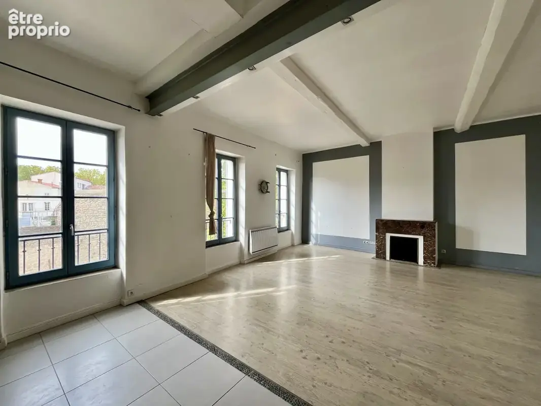 Bastide: Appartement T4 traversant de 103 m2 sans vis à vis - photo 3