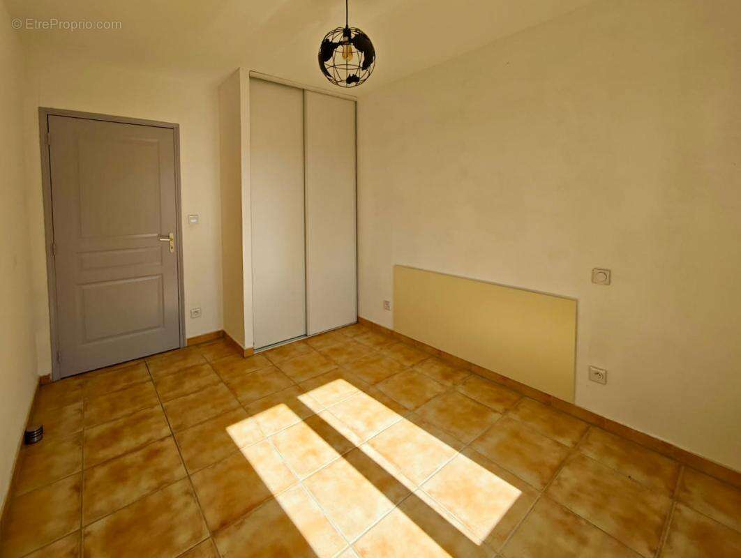 Villa T4 avec piscine et garage - photo 6