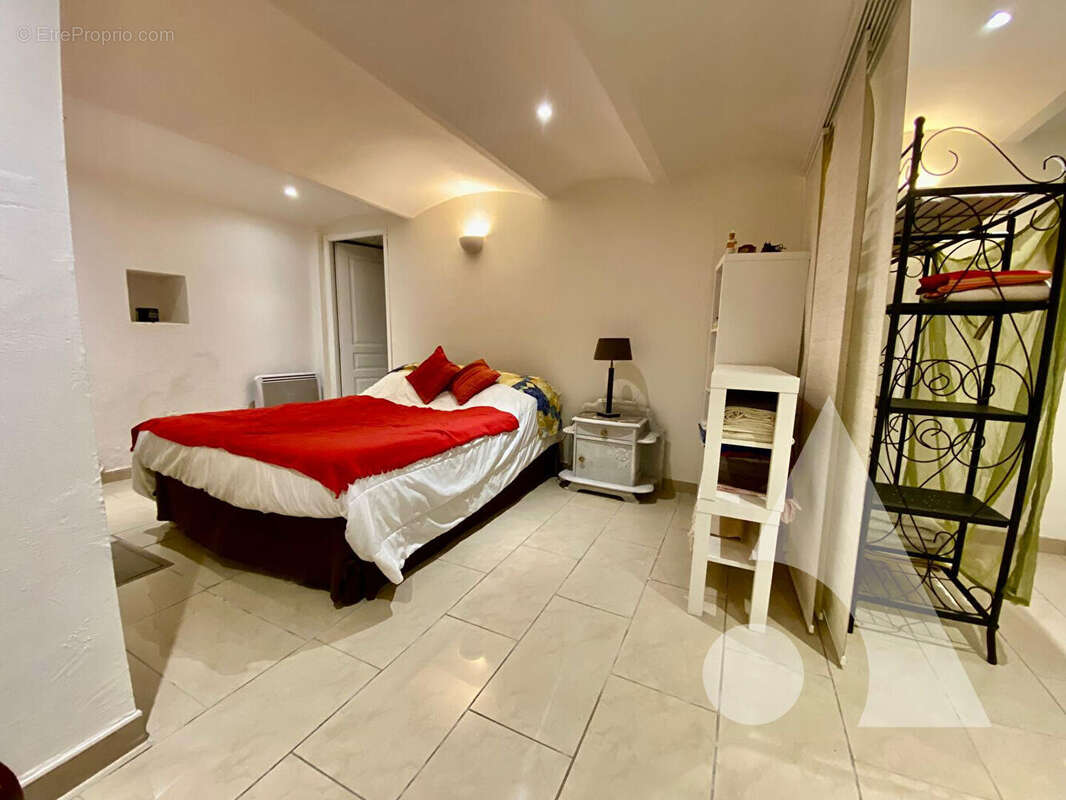 Appartement à LORGUES