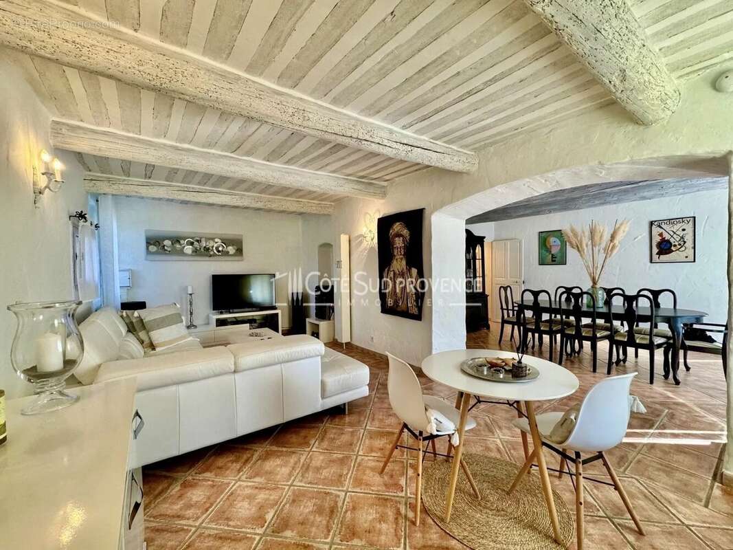 Maison à MAZAN