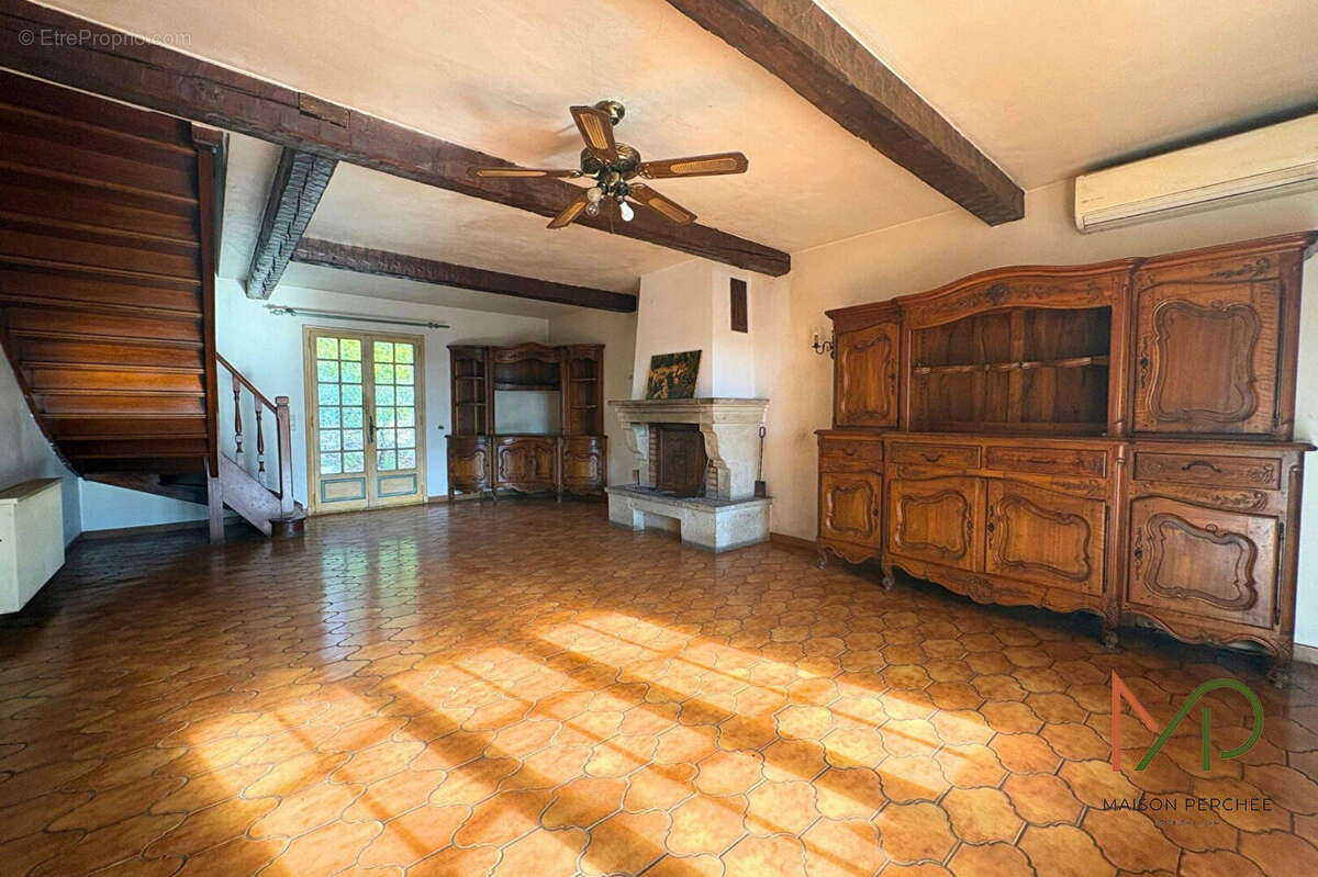 Villa  6 pièces 169 m2 à Figanières - photo 2