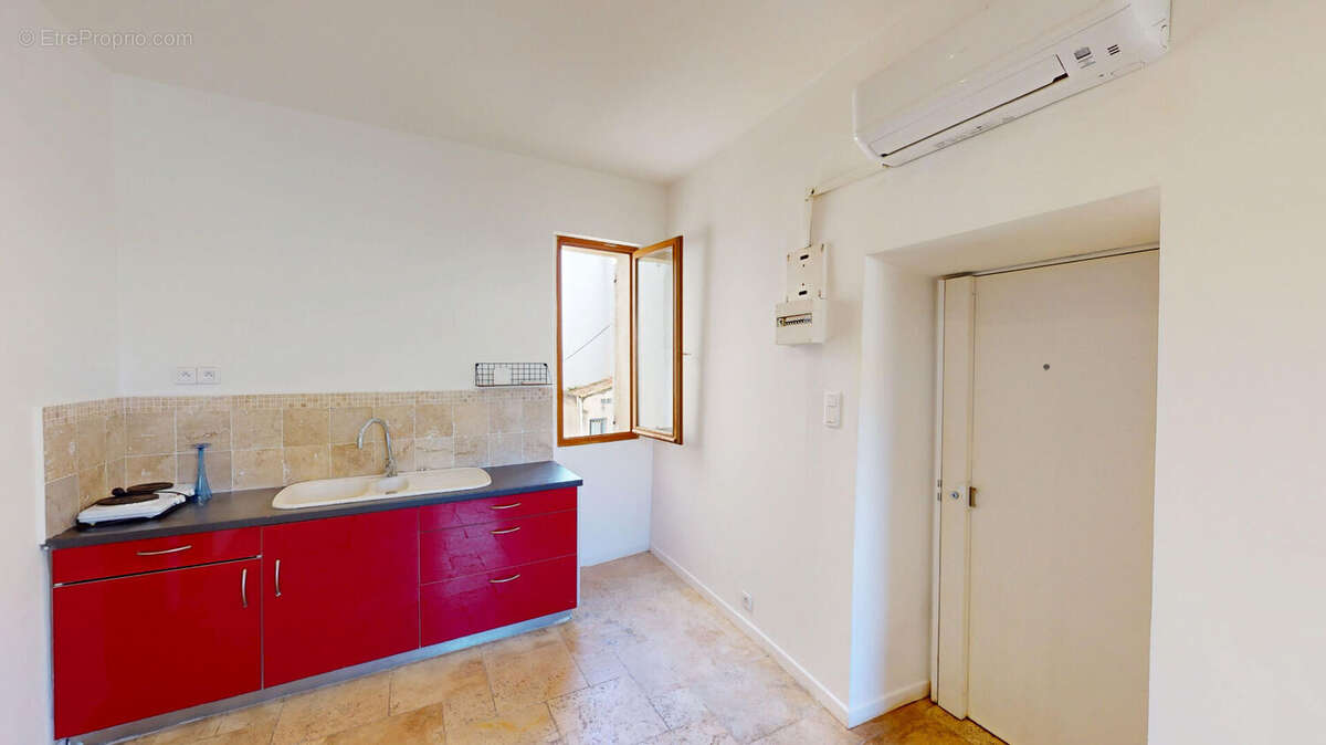 Appartement à MARSEILLE-11E