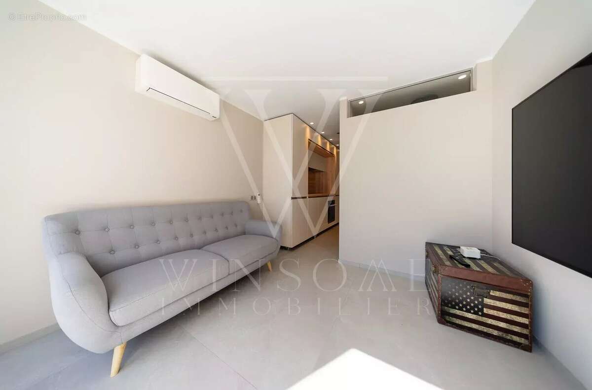 Maison à VILLENEUVE-LOUBET