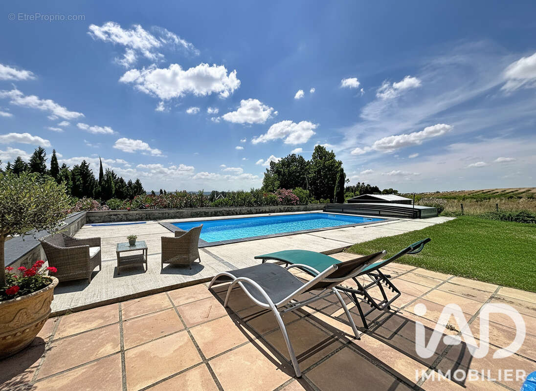 Maison 275 m² à Peyrens  - photo 4