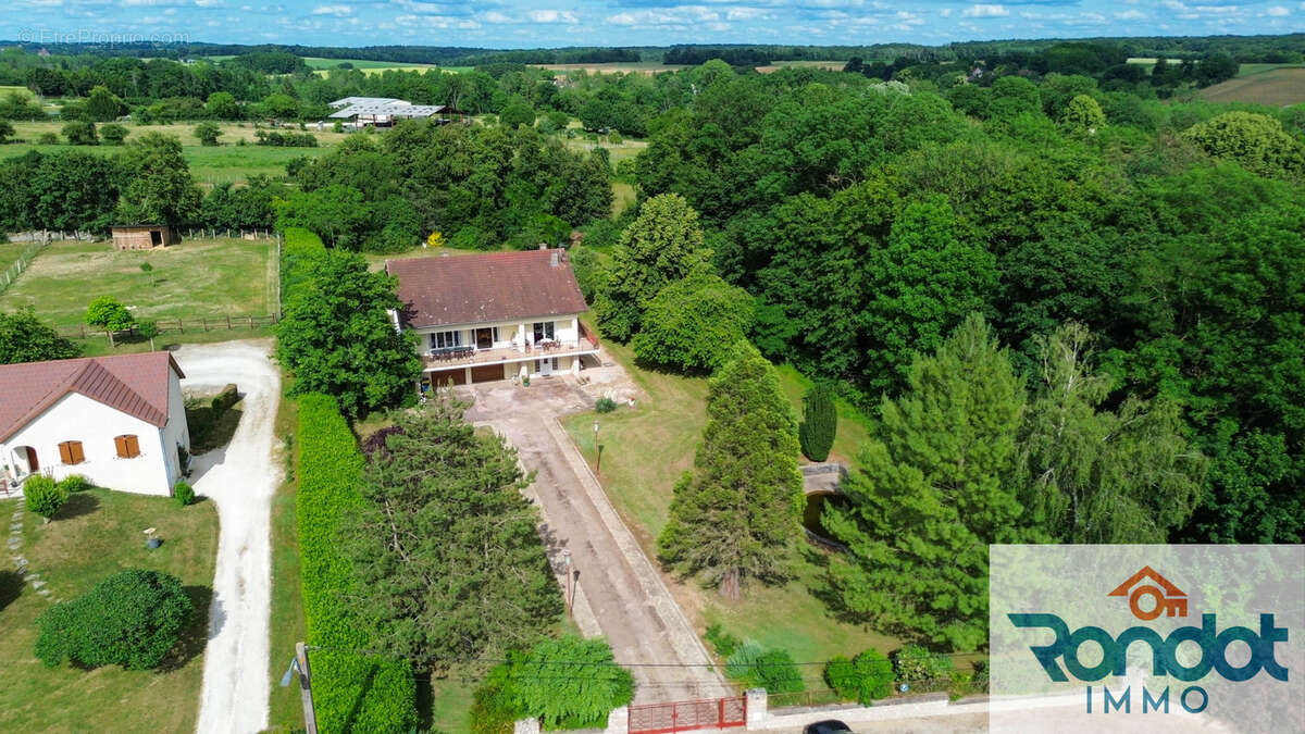 Maison à LICEY-SUR-VINGEANNE