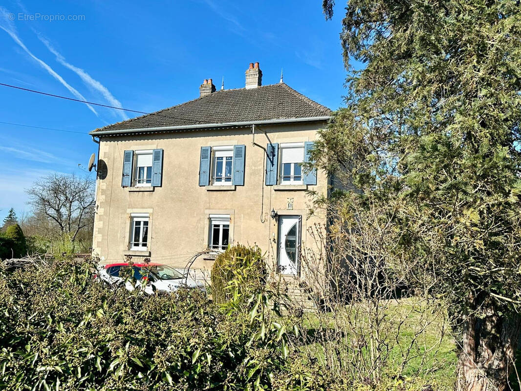Maison à BAUDONCOURT
