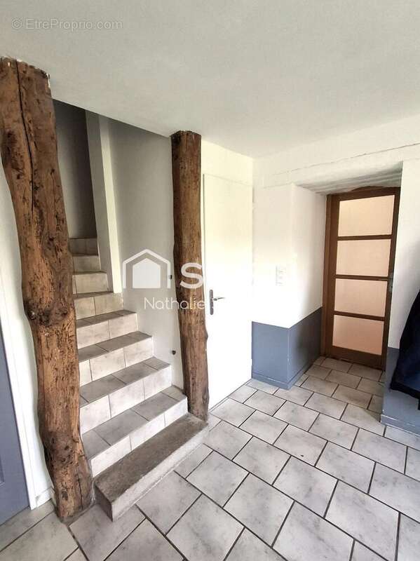 Maison 215 m² à La Chapelle-Neuve  - photo 6