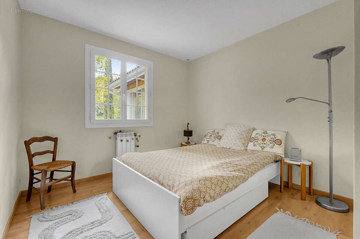 Maison à MONDONVILLE