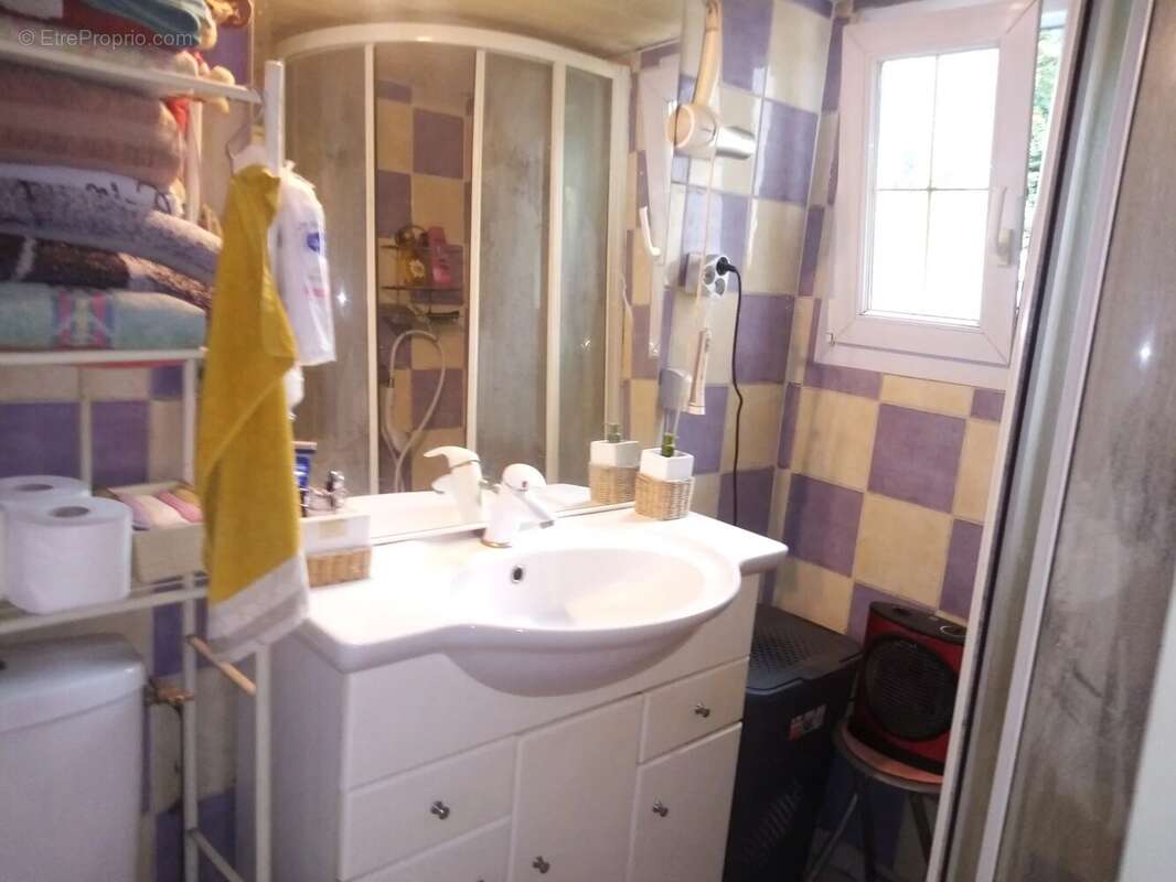 Maison à HONDOUVILLE