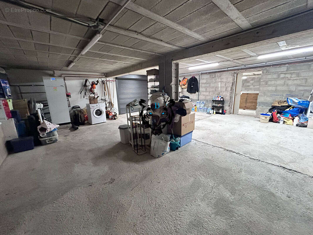 Maison à ROQUEBRUNE-SUR-ARGENS