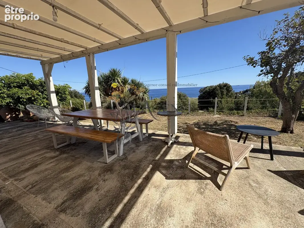 Maison à BRANDO