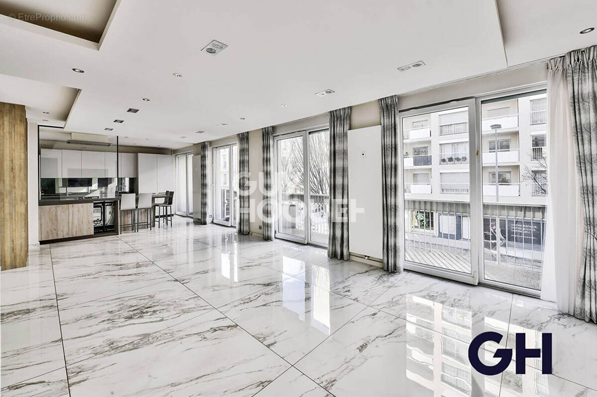 Appartement à LYON-6E