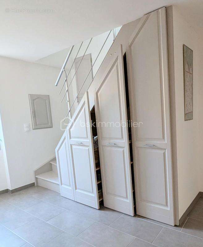 Maison à MONTPEYROUX