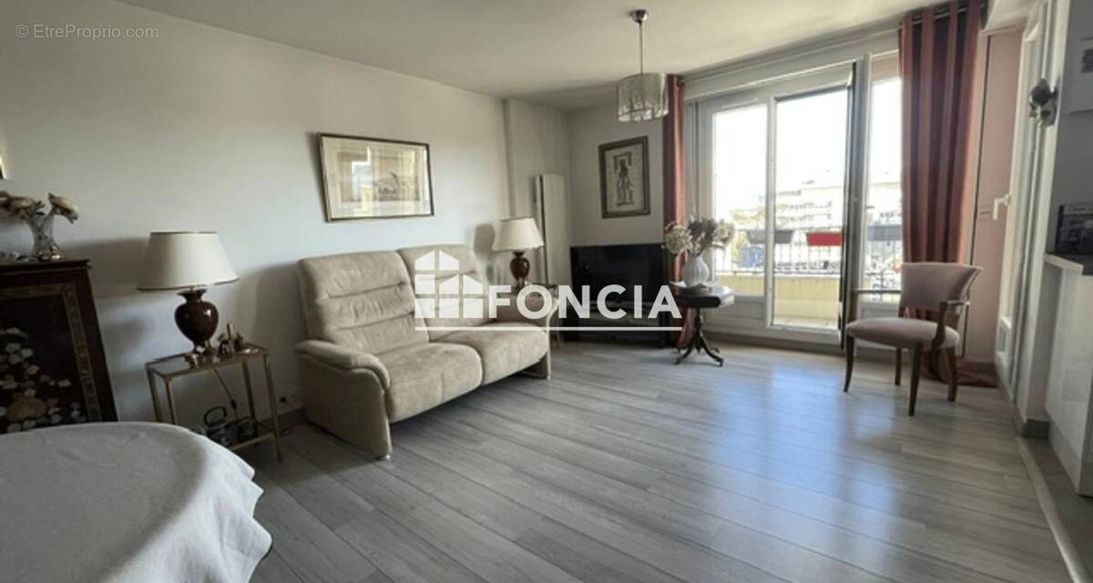 Appartement à ERMONT
