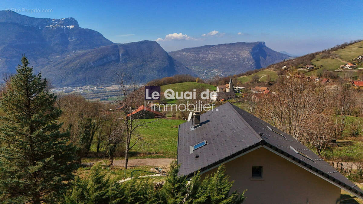 Maison à FONTANIL-CORNILLON