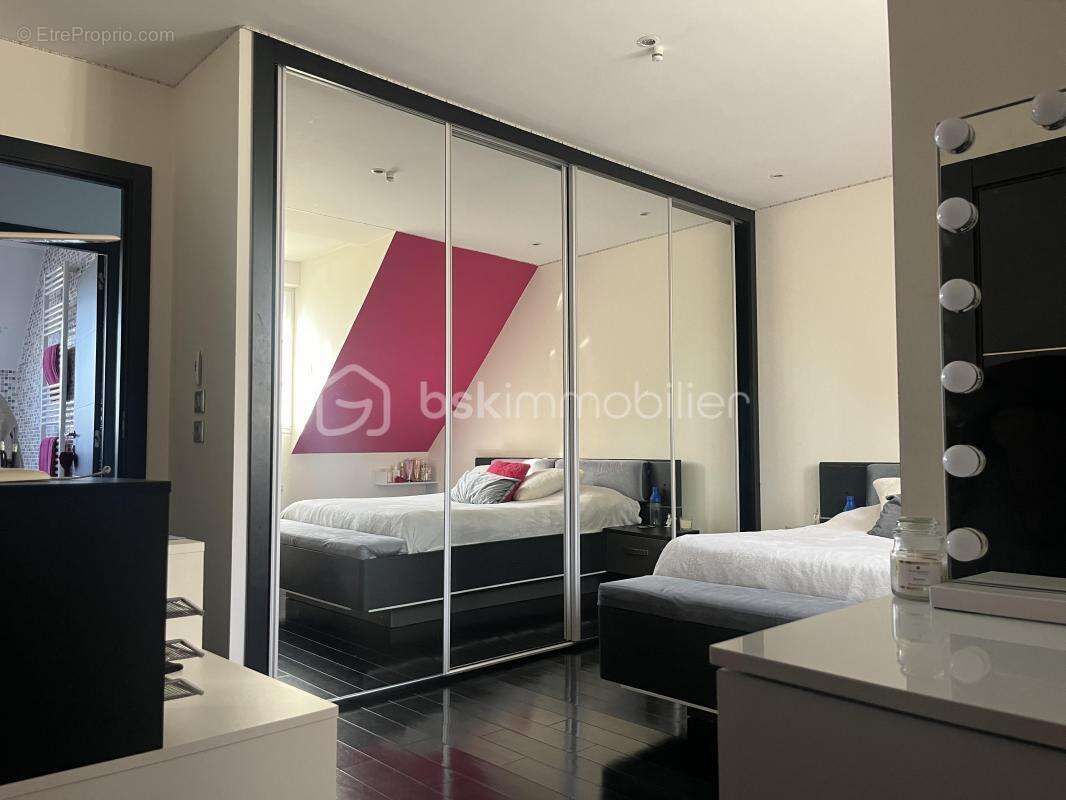 Splendide maison contemporaine 7 pièces - avec vue sur le Golf d'Ormesson - photo 9
