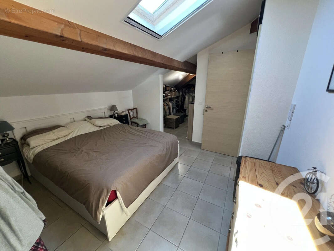 Appartement 100 m² à Bastia  - photo 10
