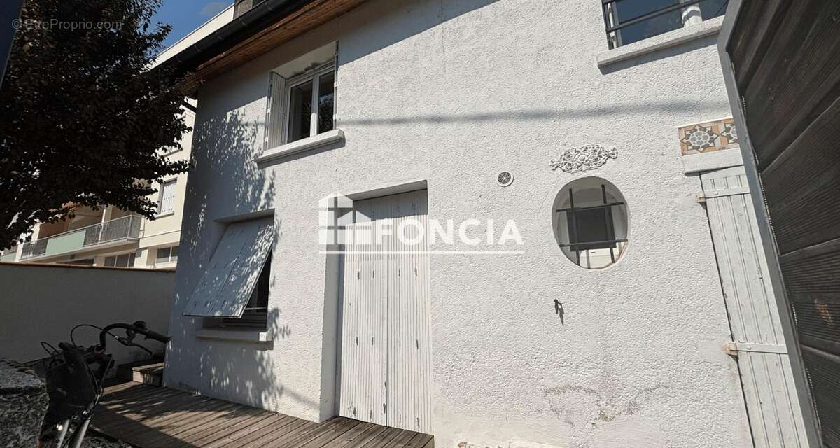 Maison joliment rénovée – 85 m² – Agen Centre - photo 10