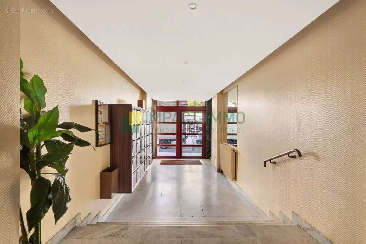 Appartement 32 m² à Clichy  - photo 11