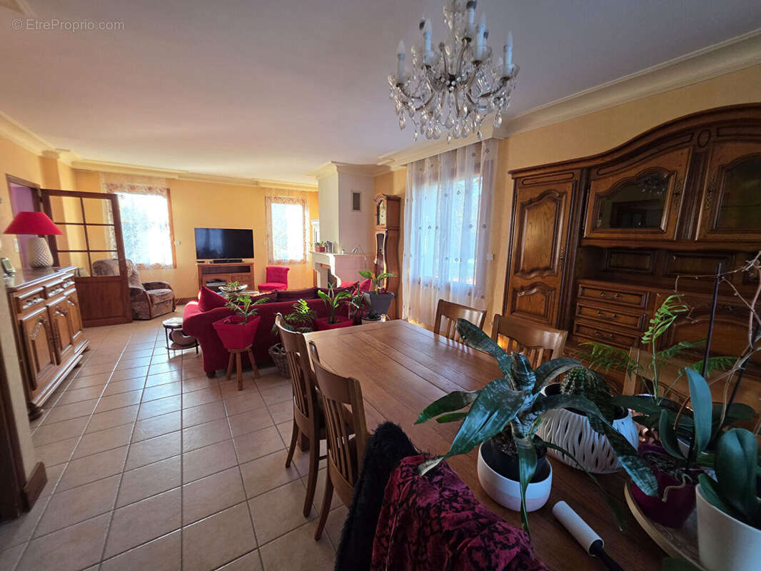 Maison à CHATELLERAULT