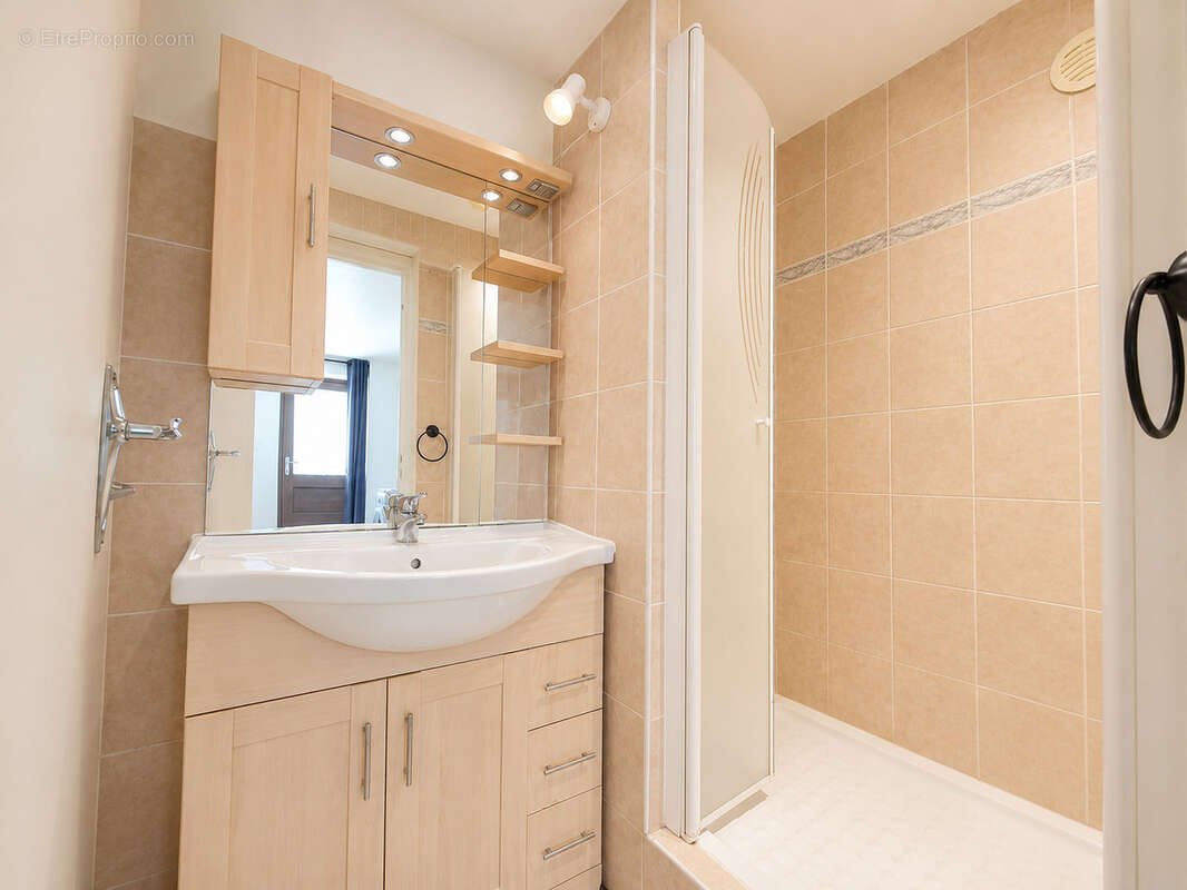 Appartement 2 pieces 35m2 au centre Brides-les-Bains - photo 6