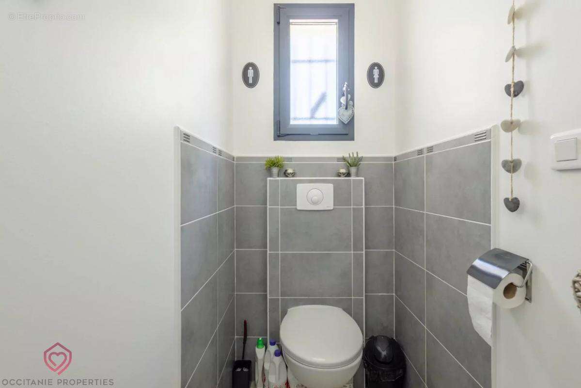 Maison à BOUILHONNAC