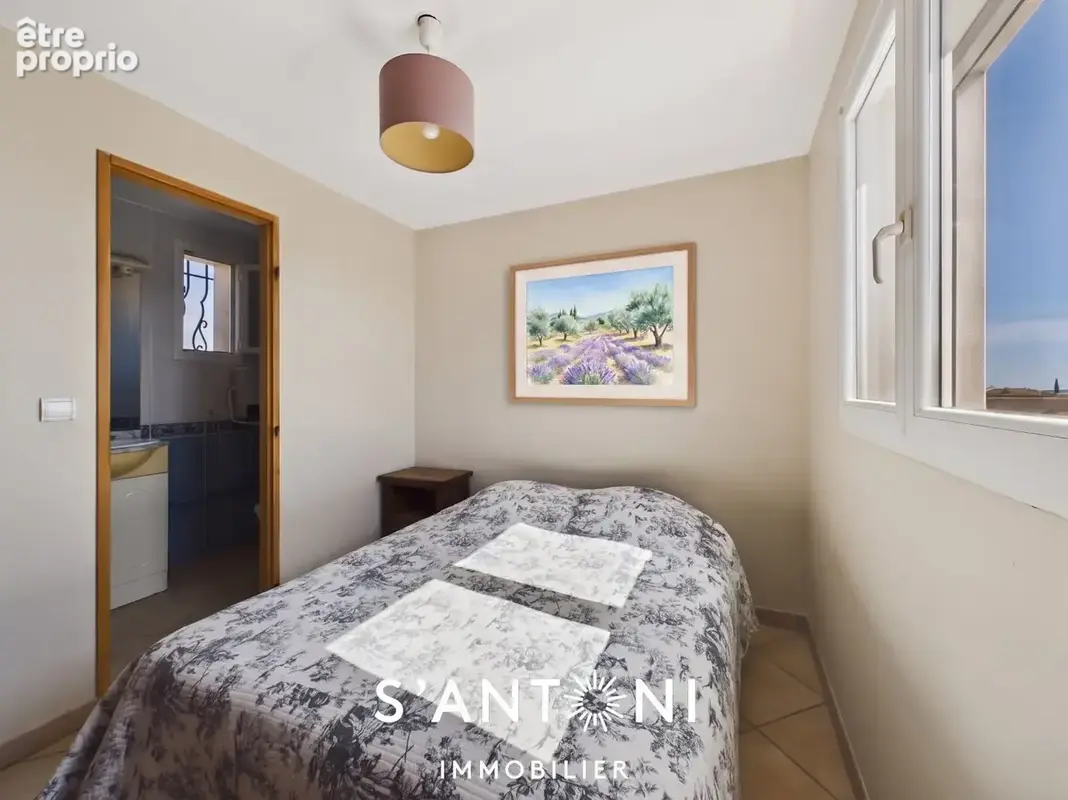Maison familiale de 158 m² avec garage, T2 indépendant et 1 800 /an de revenus solaires à Frontignan Lapeyrade ! - photo 12