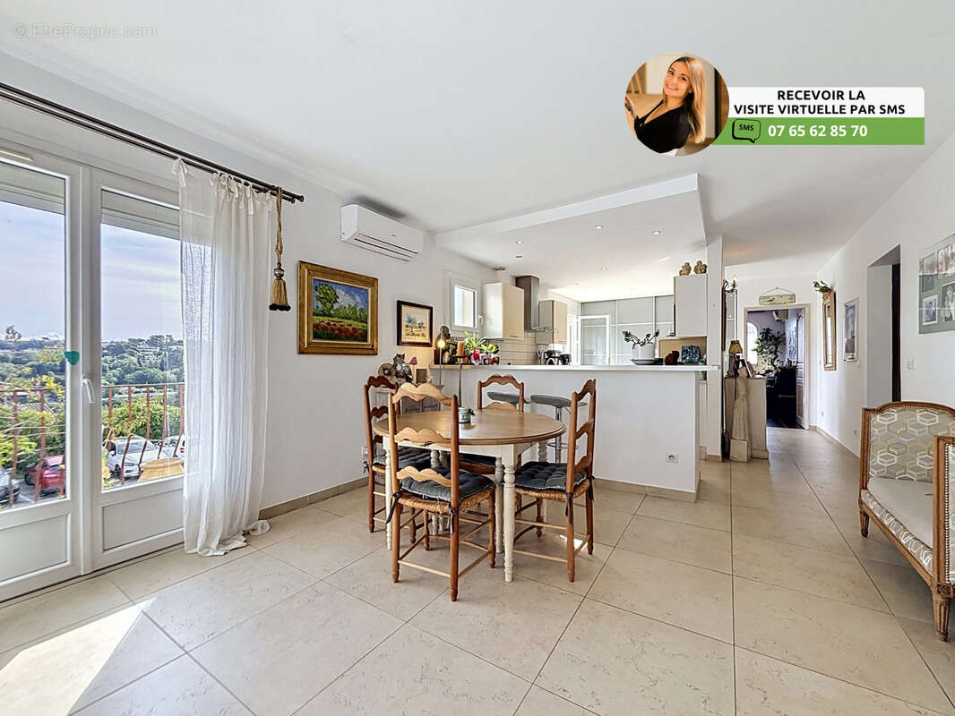 Appartement à VILLENEUVE-LOUBET
