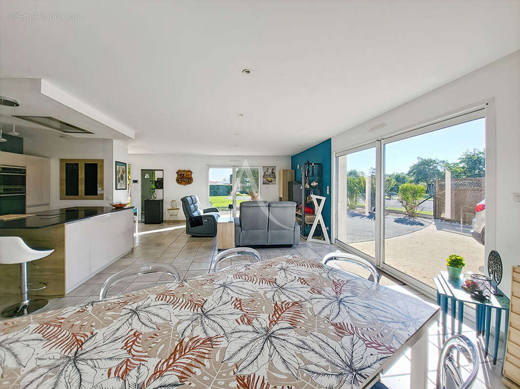 Maison à NOTRE-DAME-DE-MONTS